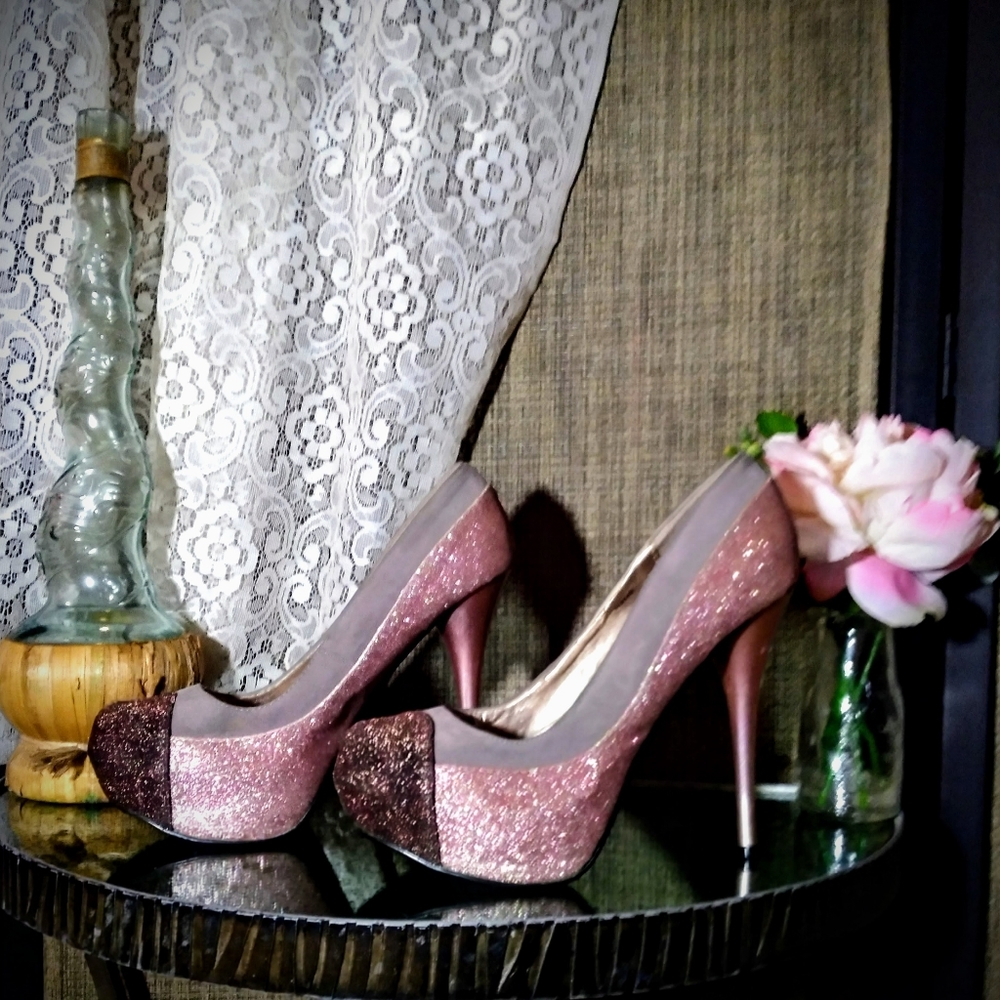 Size 8 Women's Heels